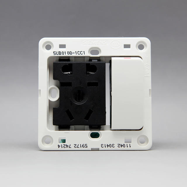 天貓觸屏版-西門(mén)子插座 正品專(zhuān)營(yíng) 遠(yuǎn)景雅白色 10A五孔 電源插座帶大翹板開(kāi)關(guān)